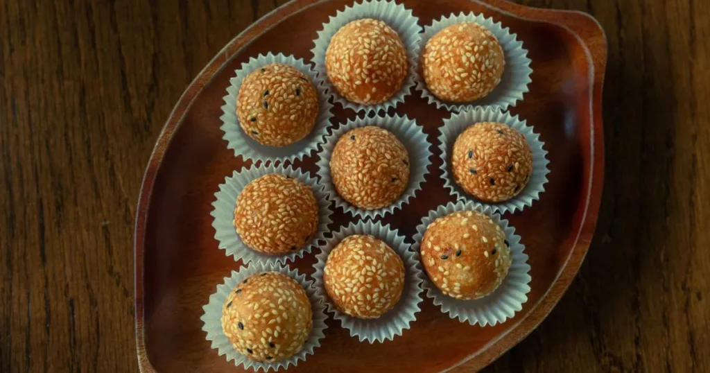 Mini egg cookies stored in airtight container to keep cookies fresh longer

